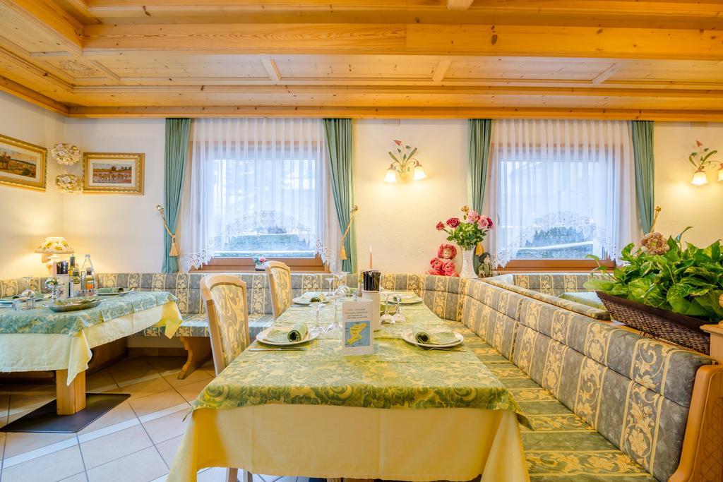 Albergo Genzianella Rocca Pietore Extérieur photo