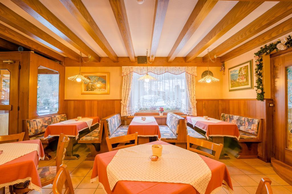 Albergo Genzianella Rocca Pietore Extérieur photo