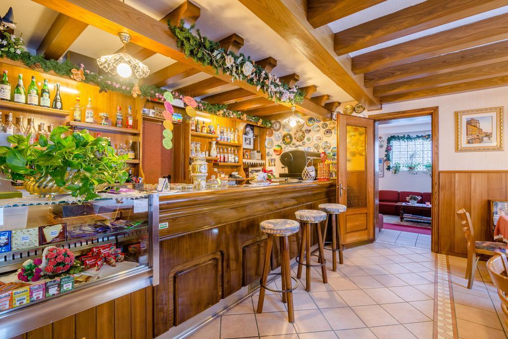 Albergo Genzianella Rocca Pietore Extérieur photo
